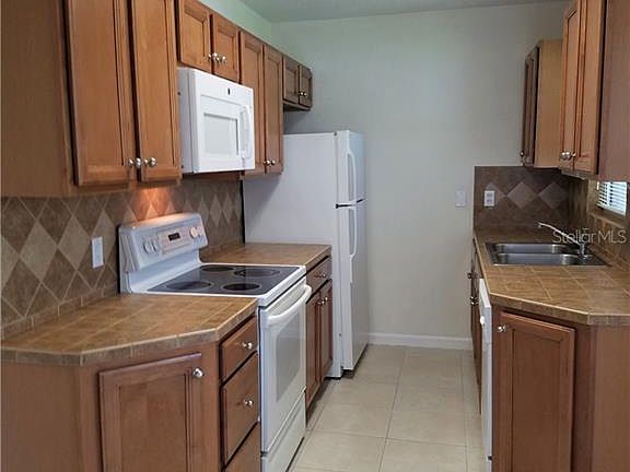 5th image of 5936 Lords Ave