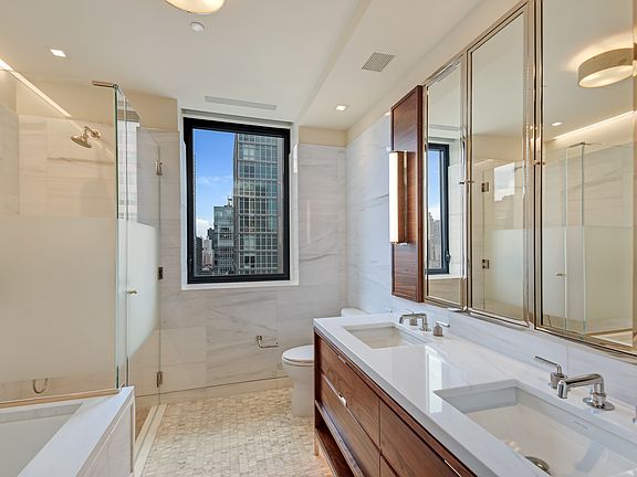 5th image of 301 E 50th St APT 25B
