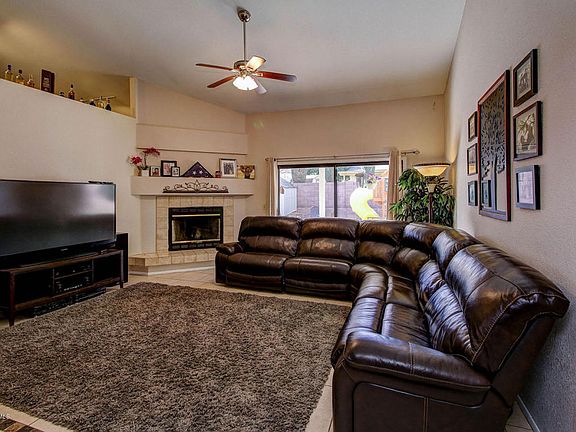 2nd image of 10232 E Foxmoor Dr
