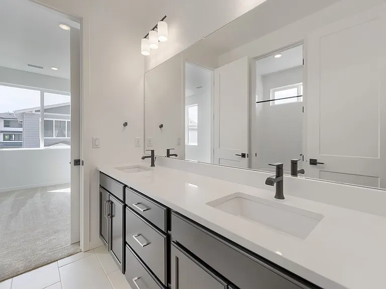 10940 Stanza Ln — Photo 23