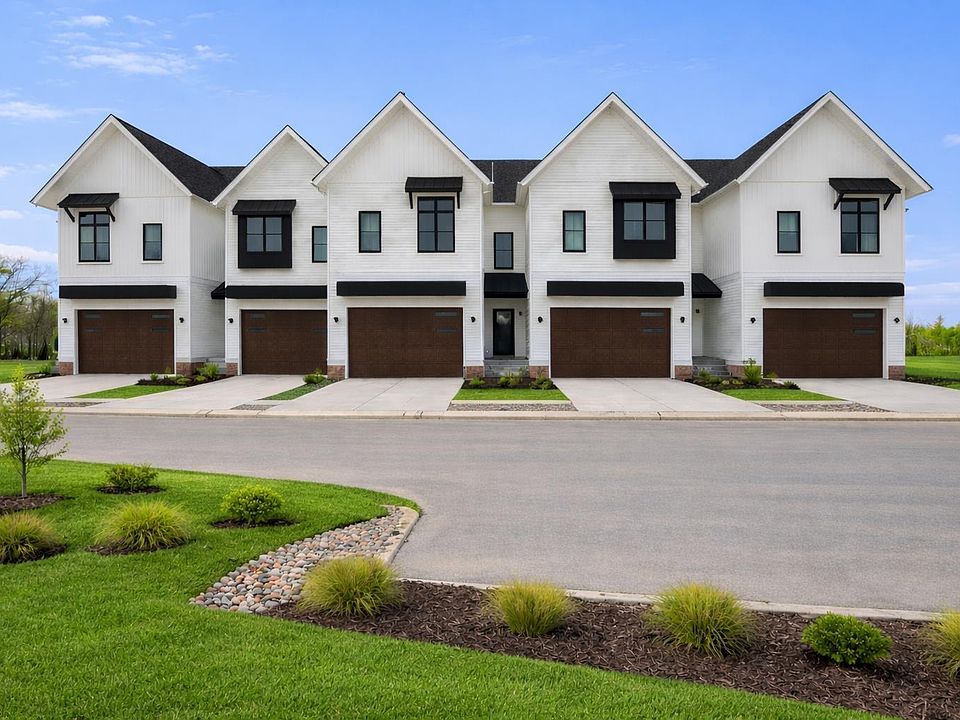 1st image of 27 Creek Ln