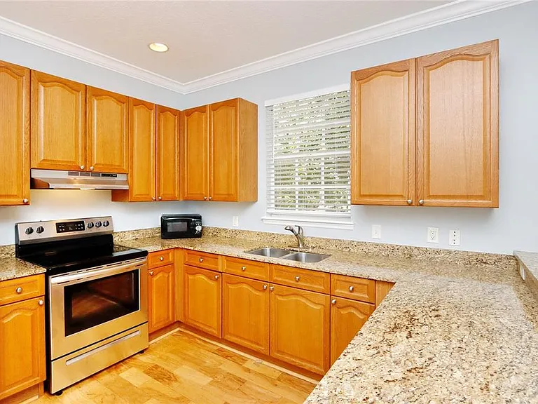 2611 Espana Ct — Photo 6