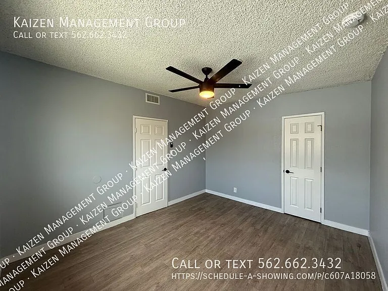 10207 Crenshaw Blvd #4 — Photo 11