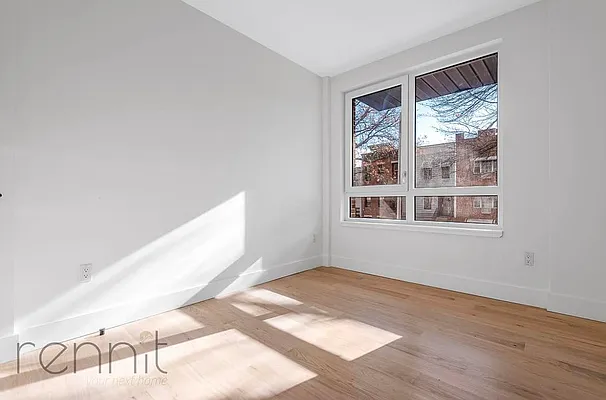 Rented by eRealty Advisors USA Inc | media 7