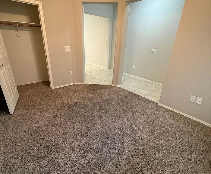 125 E Calle Vivaz — Photo 11