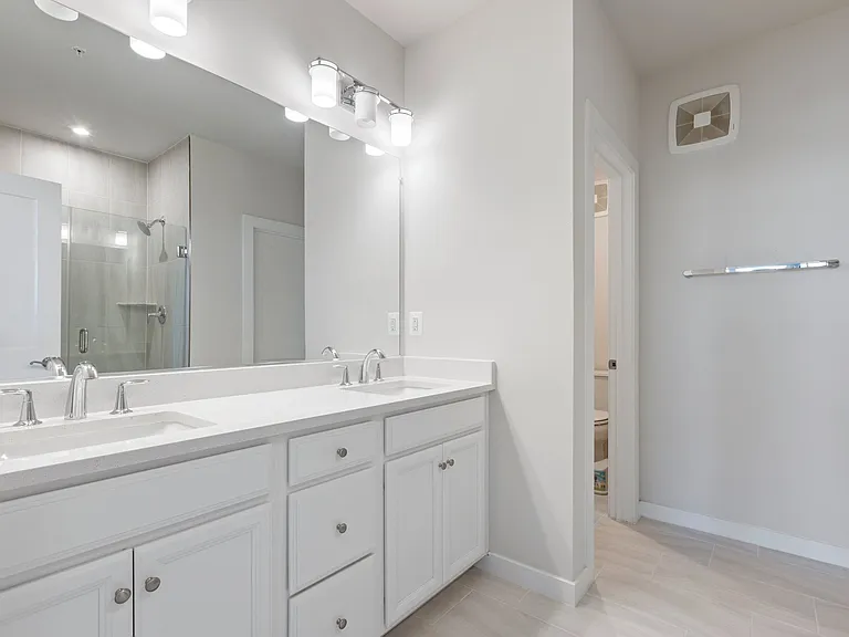 44504 Wolfhound Sq — Photo 16