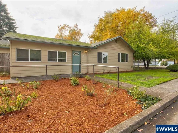 4618 Indiana Ave NE, Salem, OR 97305