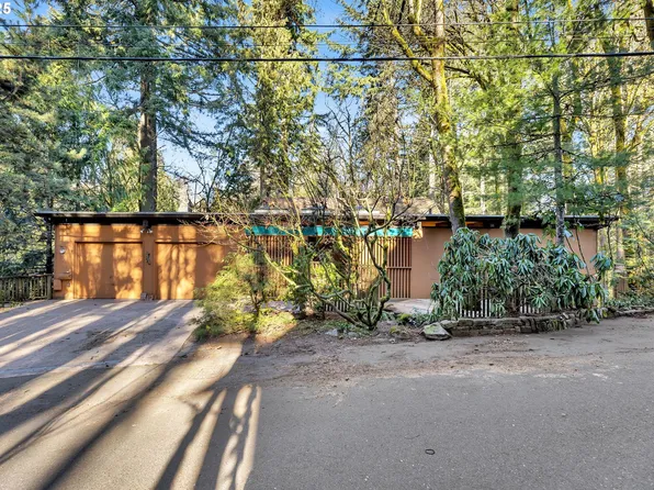 2546 SW Sherwood Dr, Portland, OR 97201