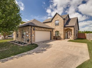 1 Pleasant Valley, Sanger, TX 76266