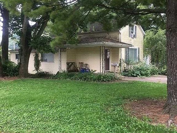 3rd image of 418 W Parkway Dr