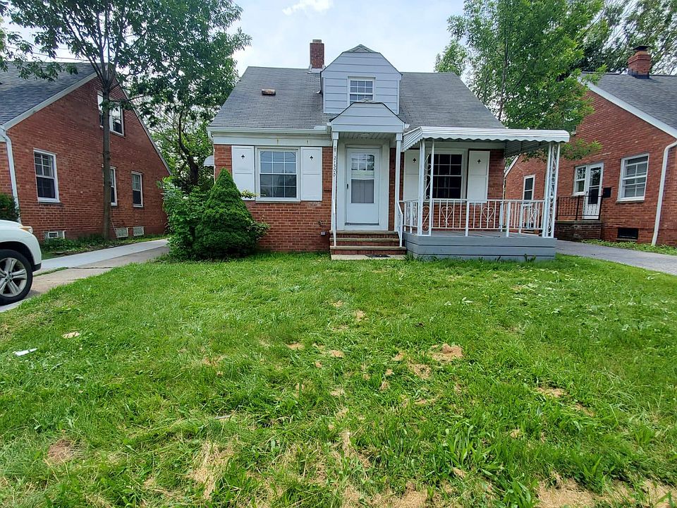 1st image of 21300 Tracy Ave