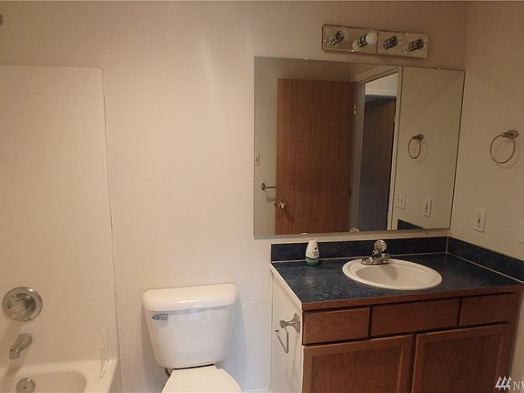 4th image of 3431 159th Pl NW