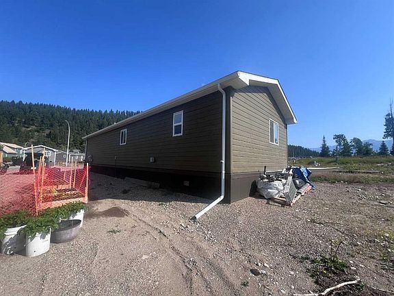 4th image of 1035 N Lodgepole St