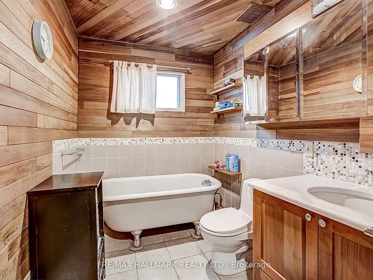 69 Normandy Blvd — Photo 21