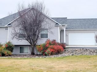 7555 Summerfield Dr, Lewiston, ID 83501