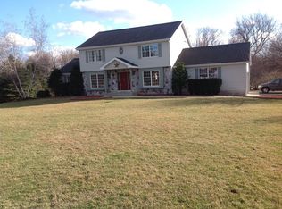 4003 Live Oak Rd, Crystal Lake, IL 60012