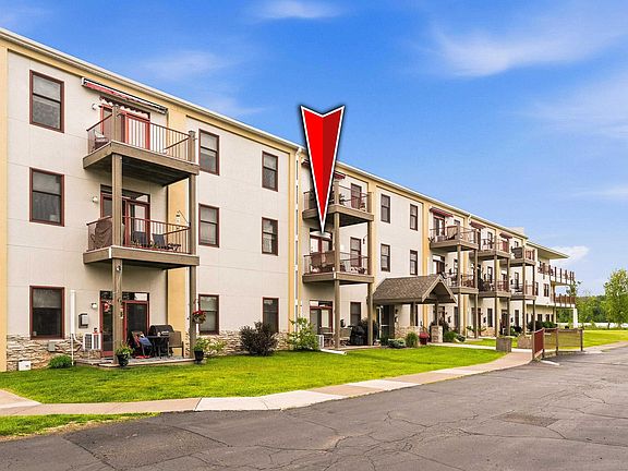 3rd image of 9900 Hudson Blvd #202