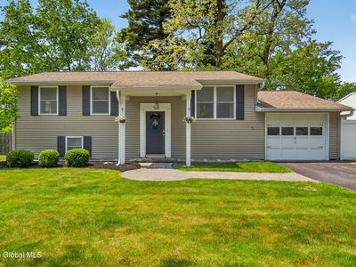 27 Spa Drive, Saratoga Springs, NY, 12866