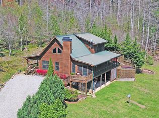 44 Pinecrest Ln, Suches, GA 30572