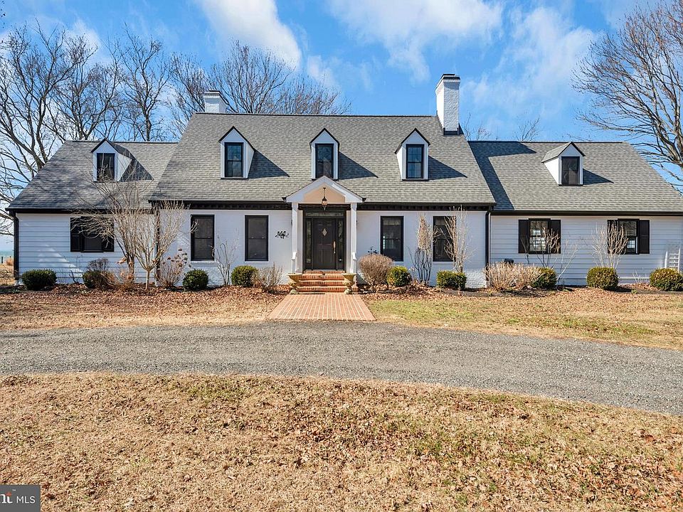 1st image of 409 Craney Creek Rd