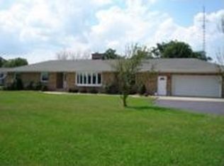 1336 Knox Highway 8, Knoxville, IL 61448