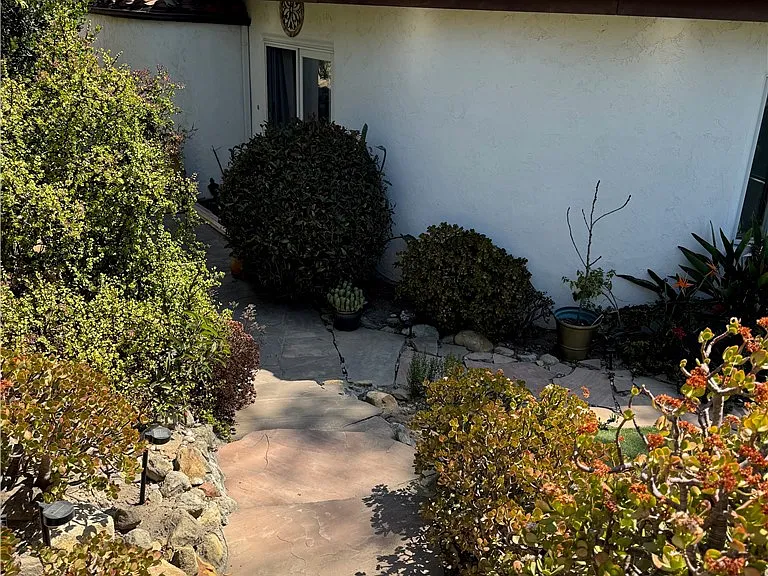 28912 Top Of The World Dr — Photo 27