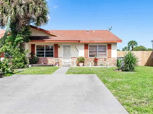 3823 Van Cott Cir, West Palm Beach, FL 33403