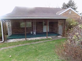 1111 Park St, Vandergrift, PA 15690