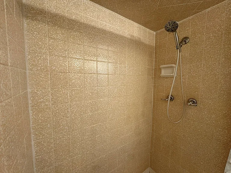 5507 Hooper Dr — Photo 34
