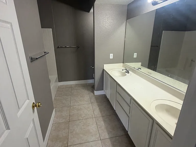 830 Carnegie St #1624 — Photo 11