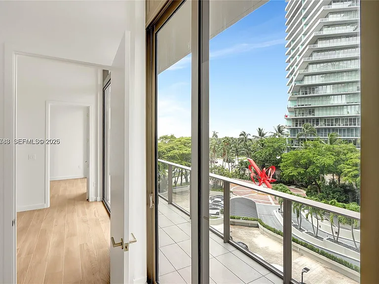 2655 S Bayshore Dr #403 — Photo 6
