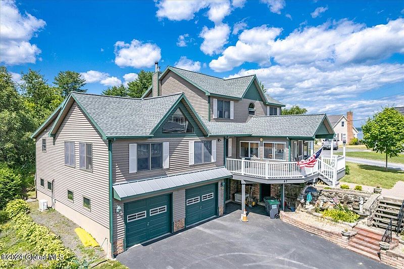 4th image of 43 Stony Point Road