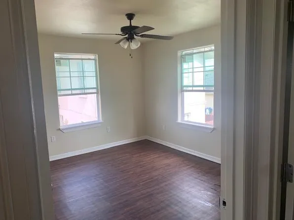 618 S Nebraska Ave, Weslaco, TX