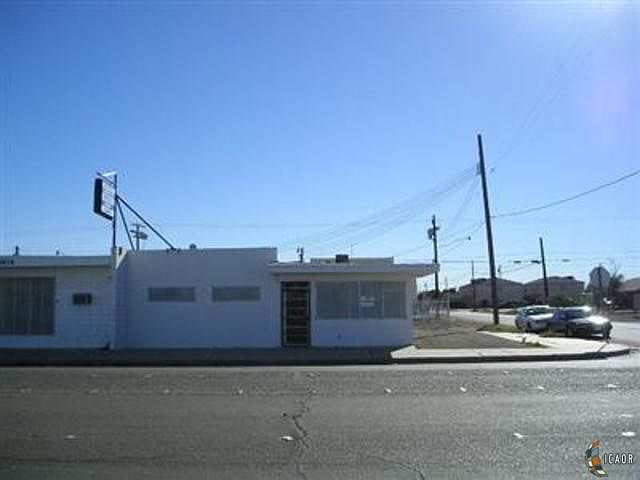 2nd image of 191 W Main St