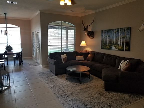 4th image of 16026 Hollow Rock Dr