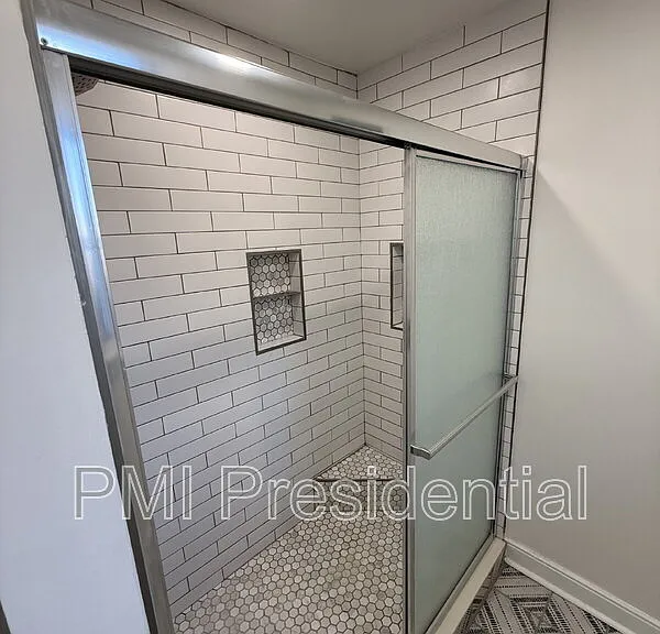15900 Beach Rd — Photo 8