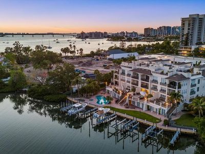 888 S Orange Ave APT 2C, Sarasota, FL, 34236
