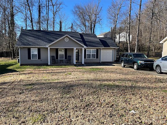 2nd image of 2609 Daffodil Dr