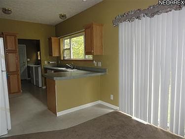 5th image of 7613 Northview Ln