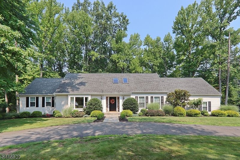 1st image of 1521 Cooper Rd