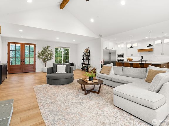 5th image of 17905 28th Street E