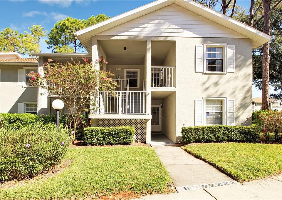 1st image of 1390 Oakhill Dr #206