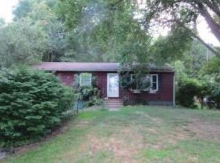 35 Holmes Ave, Apalachin, NY 13732