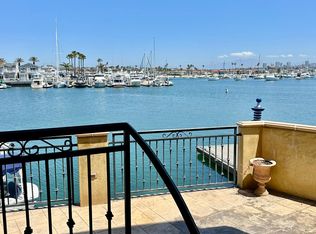 233 19th St APT C, Newport Beach, CA 92663