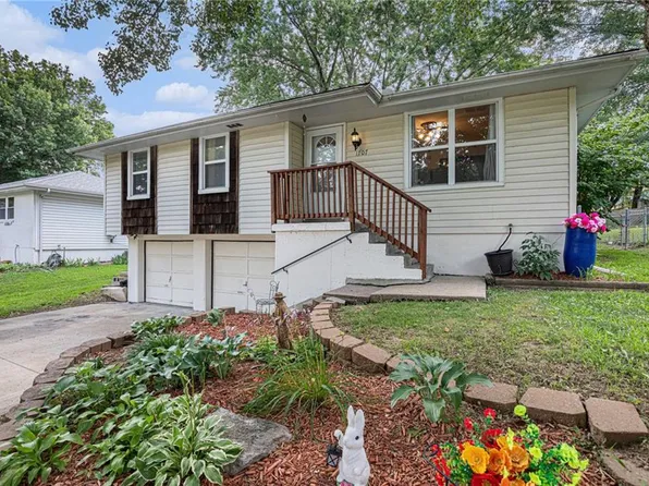 1707 N Ponca Dr, Independence, MO 64058