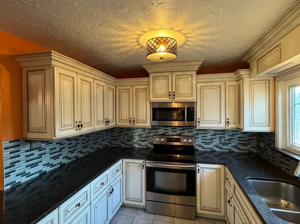 1416 NW Lindy Ave, Lawton, OK 73507