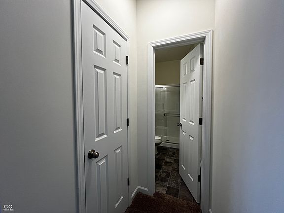 5th image of 2007 Sandhill Dr