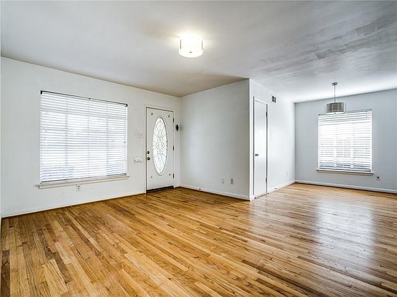 5th image of 2527 Alden Ave