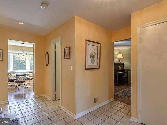 3rd image of 4903 Tarheel Way