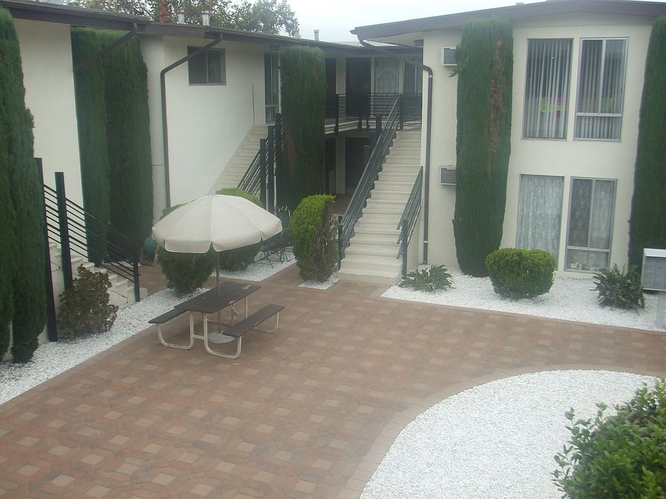 2nd image of 12365 El Rey Pl APT 3